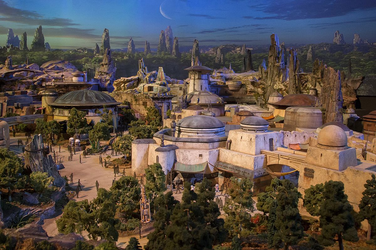 modello star wars land 2019