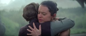 star wars il risveglio della forza abbraccio rey leia daisy ridley carrie fisher