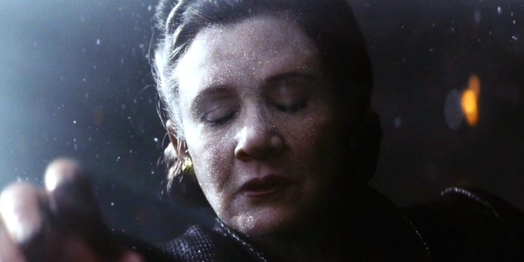 scena di leia nello spazio in episodio viii star wars