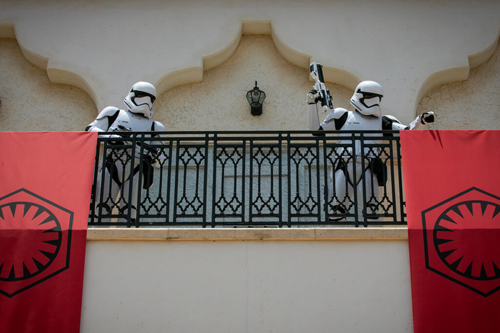 stormtrooper a disney world distanziamento sociale