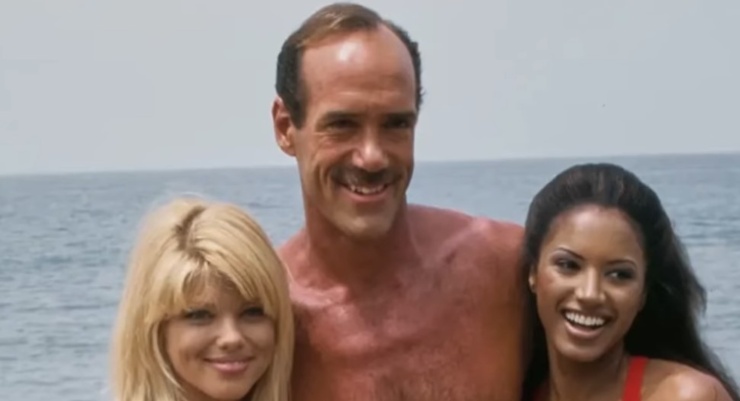 Michael Newman in Baywatch (Page six - youtube foto)