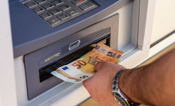 Contanti atm