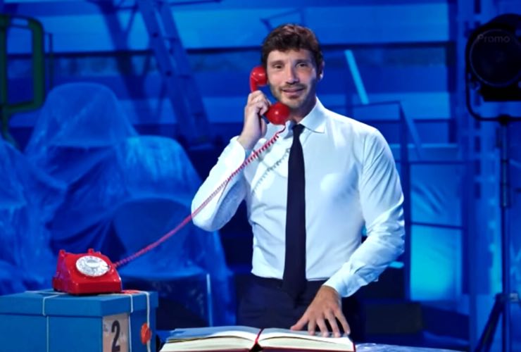 Stefano De Martino Emma Marrone telefonata bollente